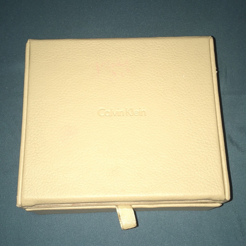 ‼️SOLD‼️Calvin Klein Box
